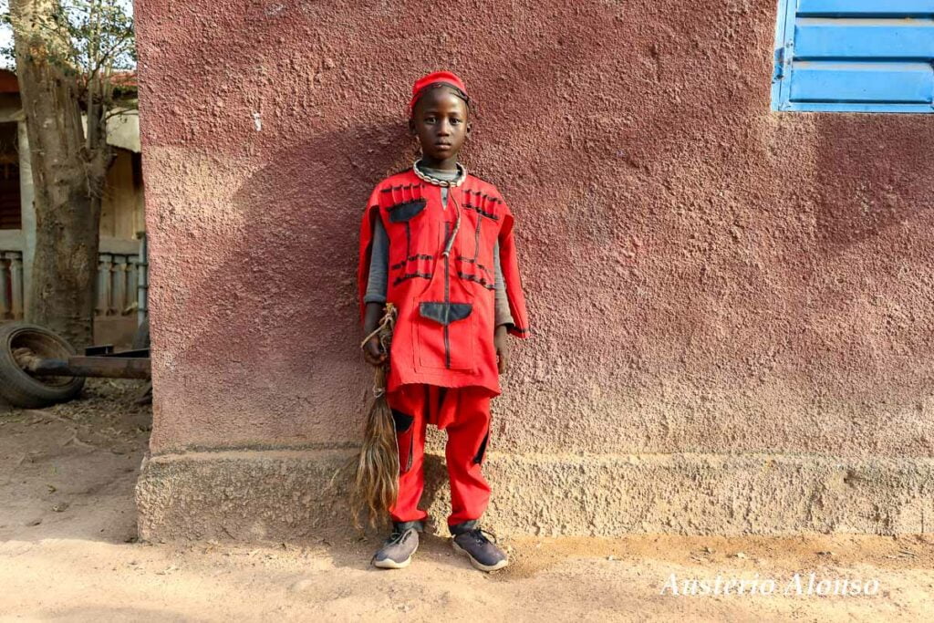 dozo boy with red suit